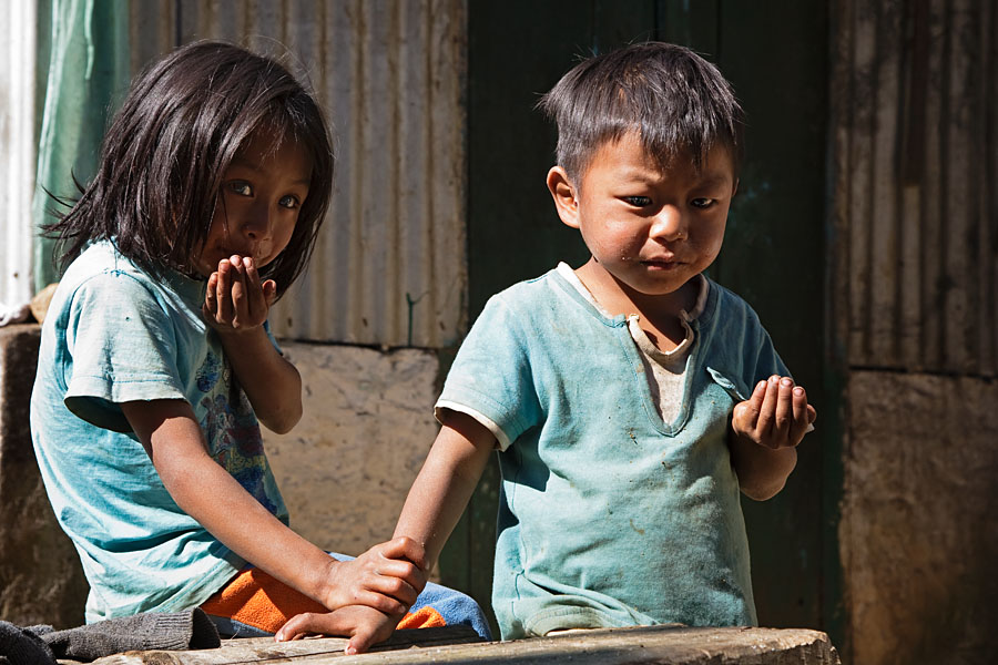  Children of Longsa village belonging to the Lotha Naga clan